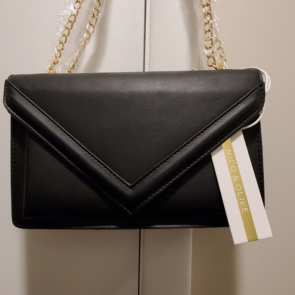 Nico & Olive black crossbody purse - Picture 1 of 3